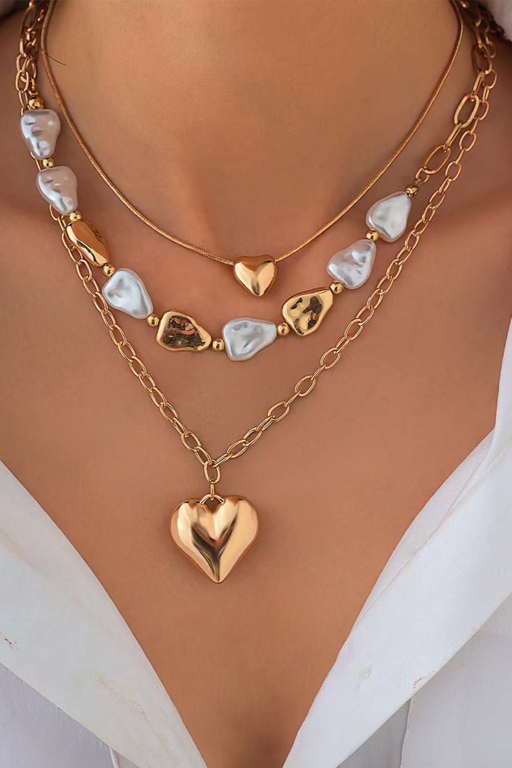 Gold Heart Pendant Pearl Chain Necklace Set Gold ONE SIZE Alloy c1d7eb87f3f93316