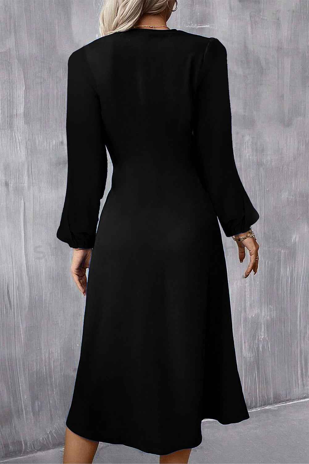 Fiery Red Solid Color Ruched Detail Long Sleeve Midi Dress c1e501c8748cd07e