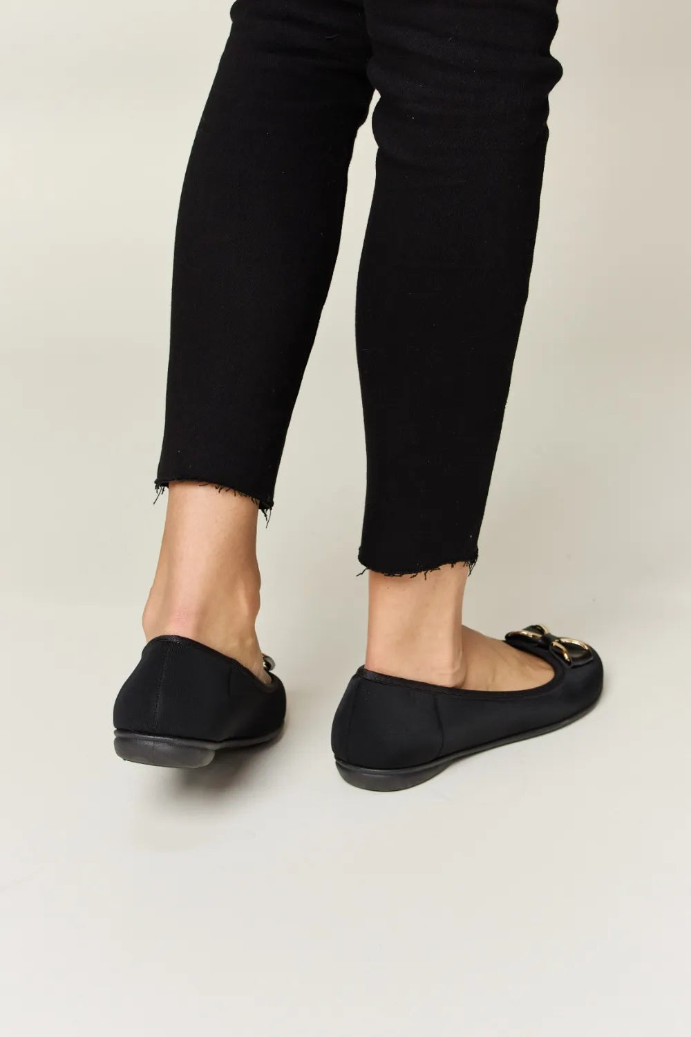 Forever Link Metal Buckle Flat Loafers c1e723c8-e04d-4ef7-9c6e-bb8c8f3f3497-Max