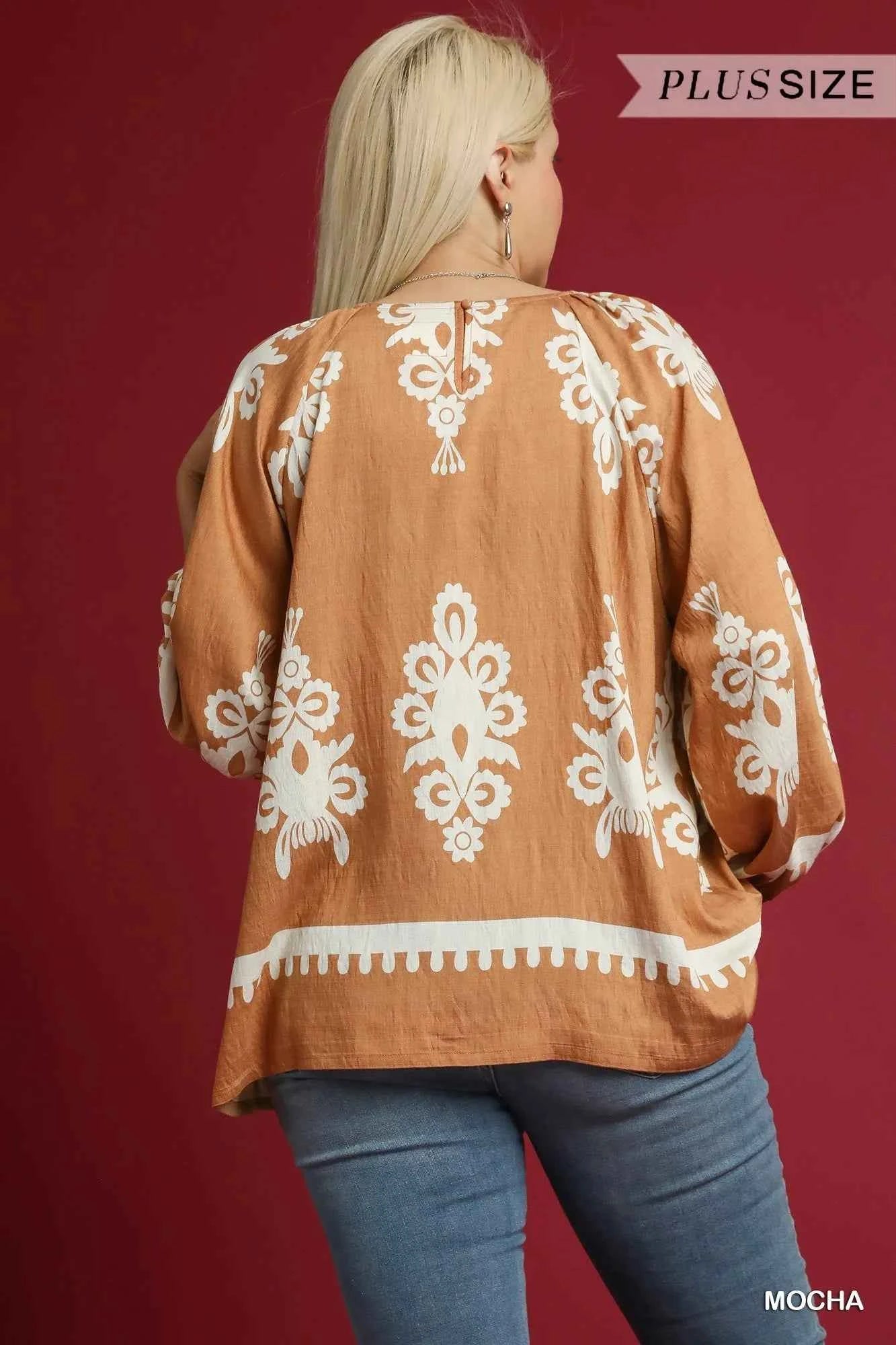Umgee Full Size Two Tone Border Print Top with Balloon Sleeves Plus Size c20bd467-2487-46ec-86a0-6d8a67abbb12-Max-Origin
