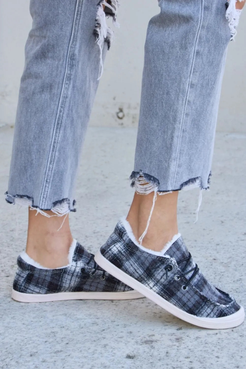 Forever Link Plaid Plush Flat Sneakers c23fa2a4-74f5-4ae8-babf-16aef3483844-Max