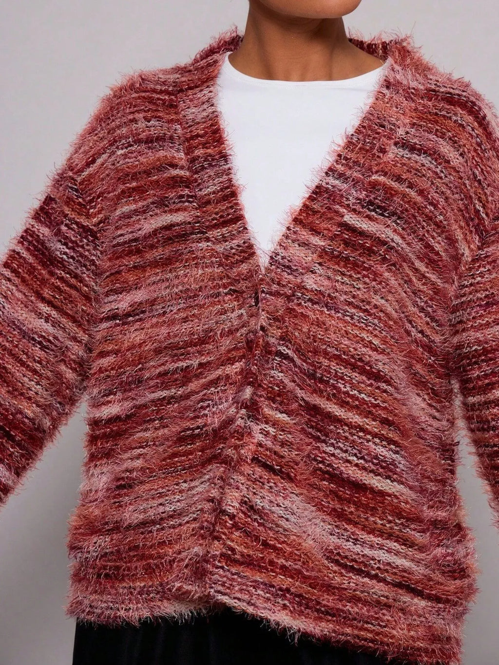 V-Neck Long Sleeve Cardigan c2578d04-ea87-4a3b-90b5-b9363f6b3212-Max-Origin