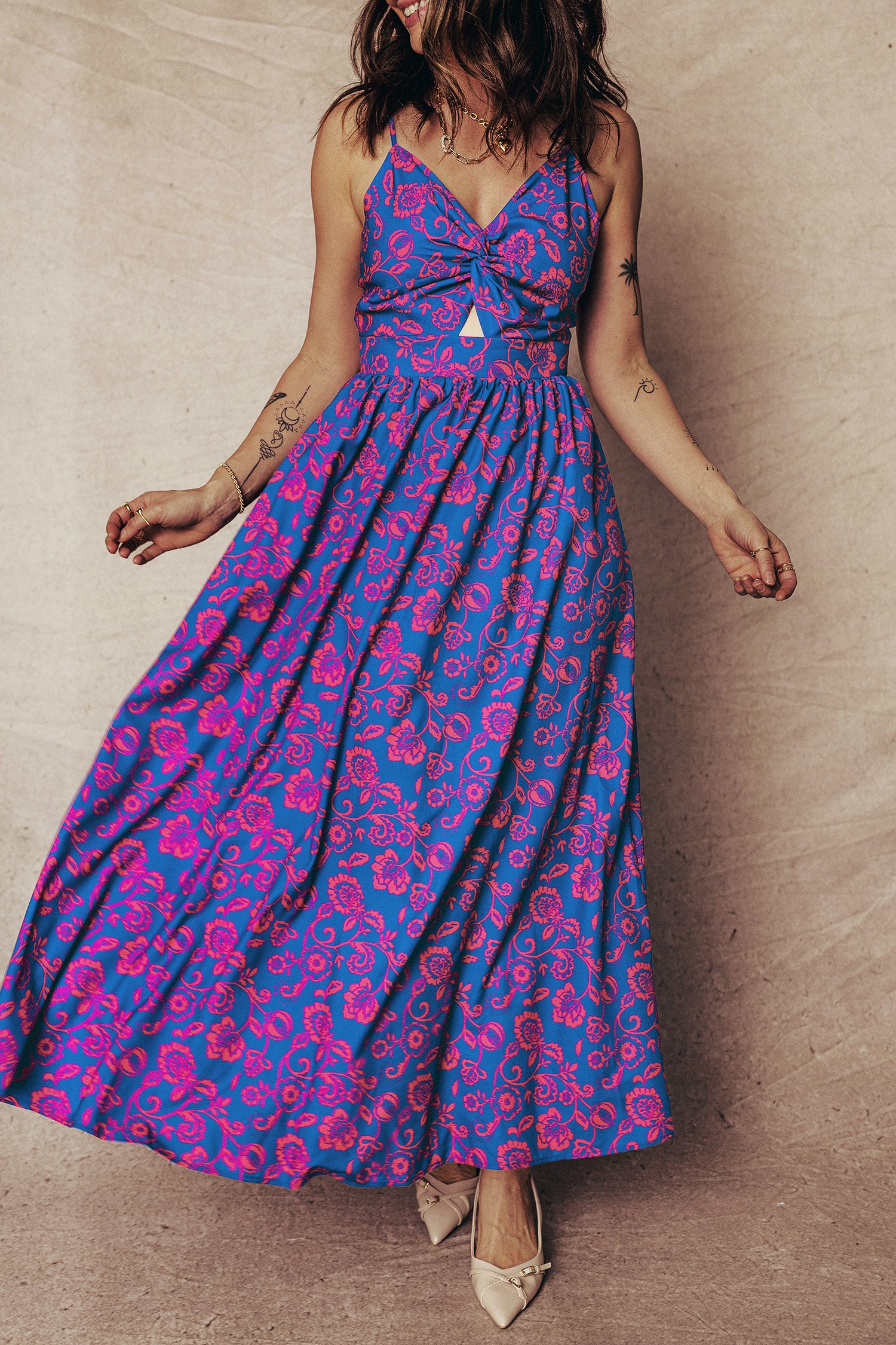 Blue Floral Print Twisted V Neck Tied Backless Maxi Dress c28af0a885acc3bb