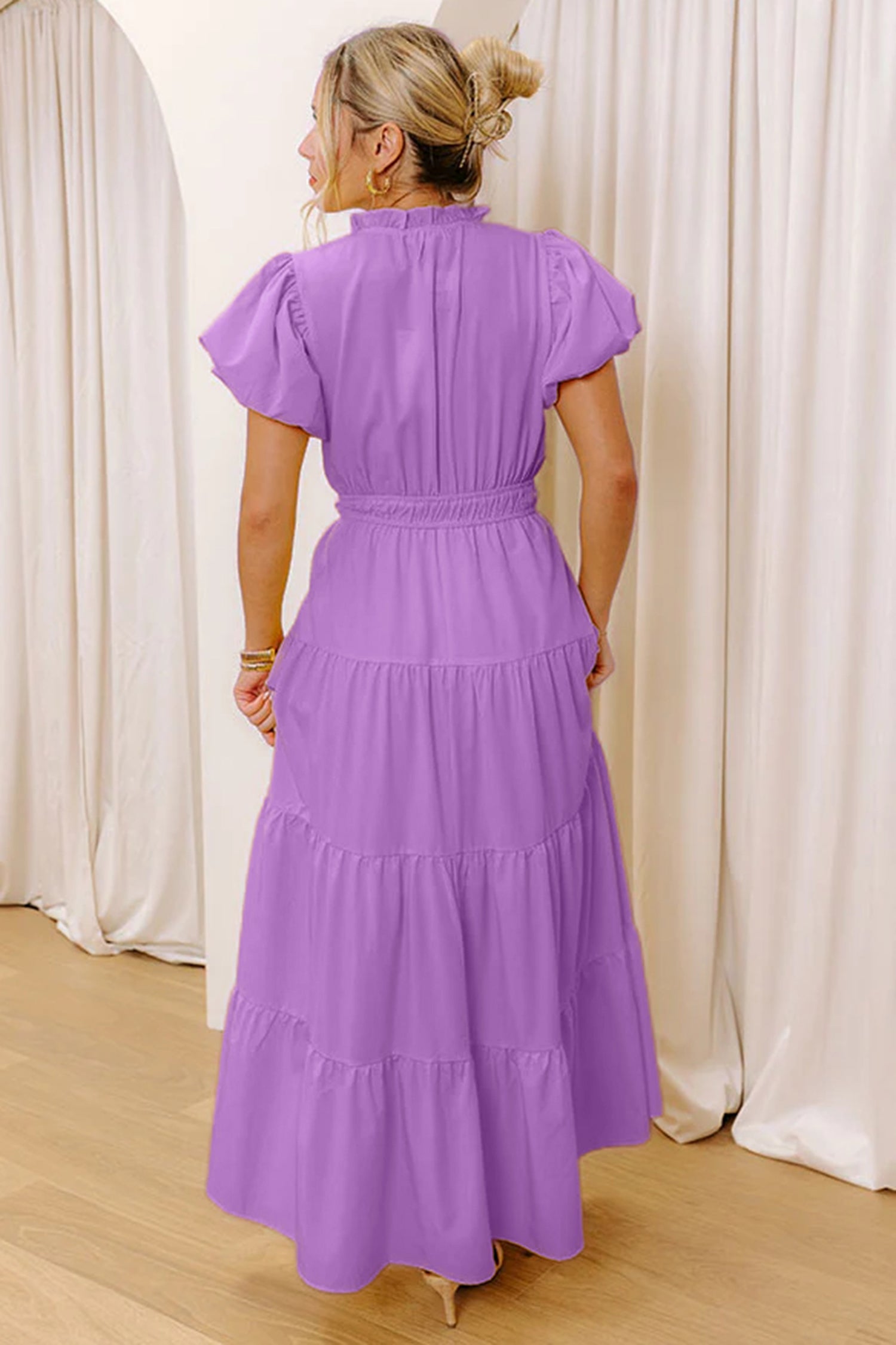Bright Green Solid Color V Neck Short Puff Sleeve High Waist Tiered Maxi Dress c2a6dd8b8a9caec6