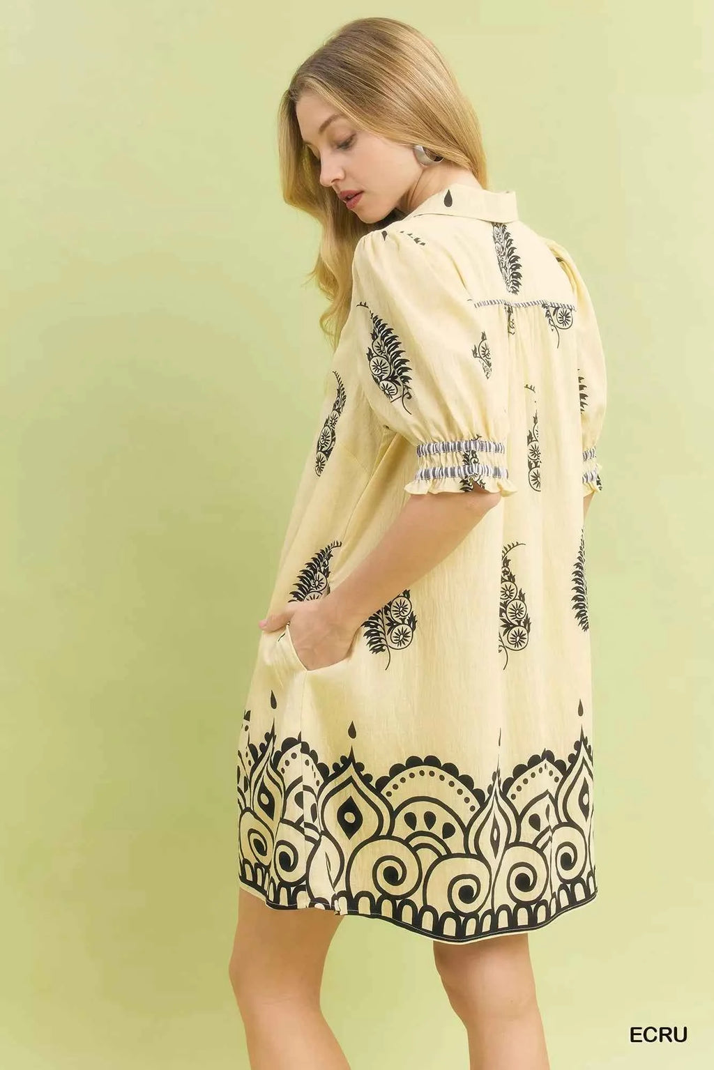 Umgee Paisley Mandala Print Babydoll Dress c2d1cbcc-2280-42a7-b99d-b99fcbffcd8f-Max-Origin