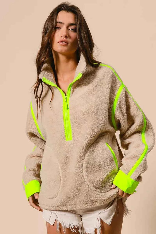 Contrast Edge Half Zip Up Sherpa Jacket c2ea198c6ecb483aa1c51e1fb54a07e9-Max-Origin