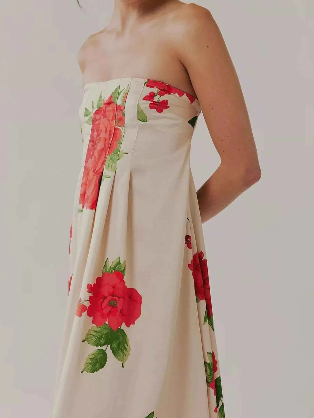 Floral Print Sleeveless Maxi Dress c378a572-336d-405c-8232-d26fe73e2d8e-Max-Origin