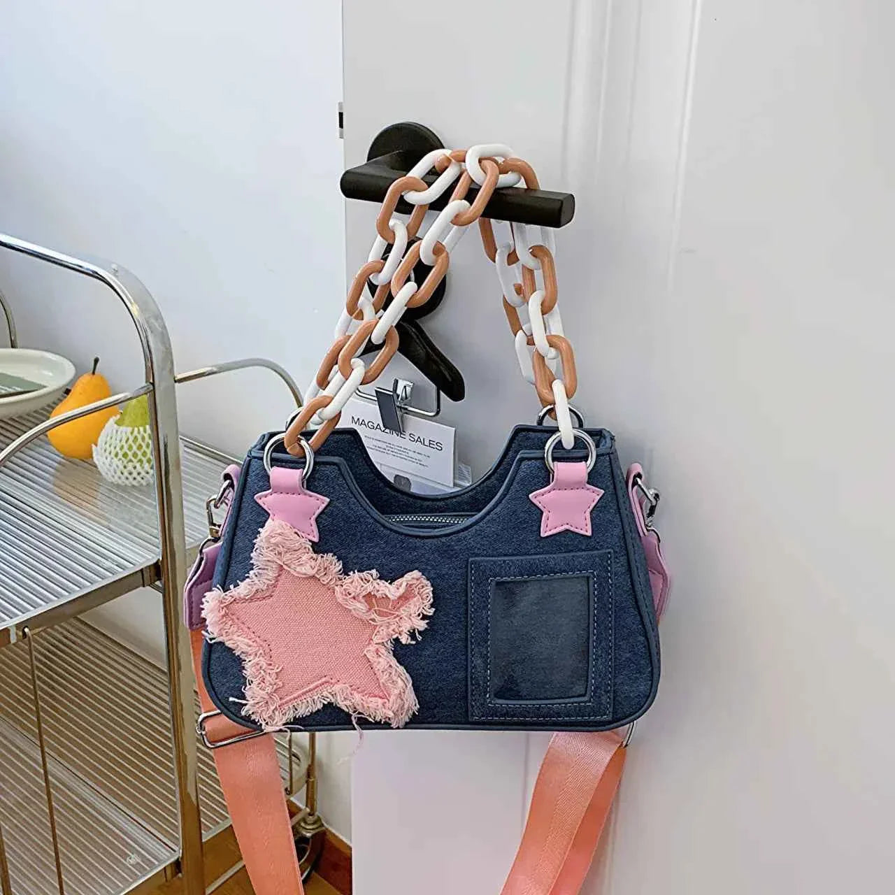 Star Patch Shoulder Bag with Chunky Chain Dark Blue onesize c39c13e87814414795b8e24ad446a4e6-Max-Origin