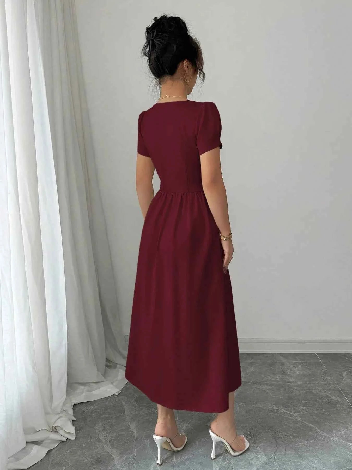Square Neck Puff Sleeve Midi Dress c3d1cd08-444e-4b0a-aee0-49471cd8b820-Max-Origin