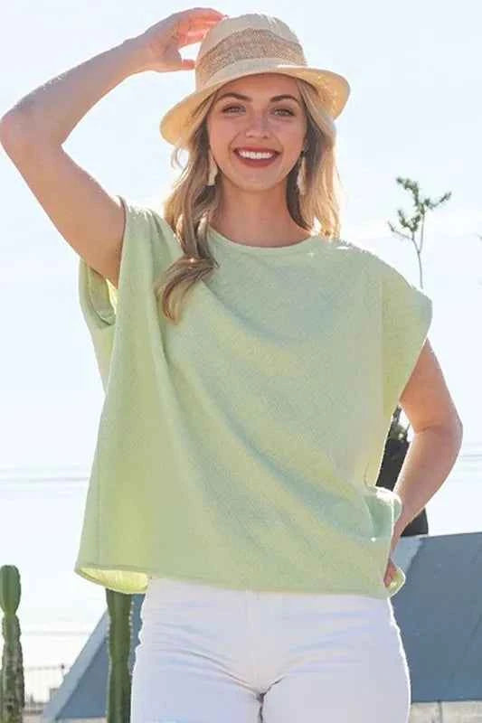 Lime 'N' Chili Textured Solid Muscle Sleeve Top c426ed01e3d44f259188cb33945accd7-Max-Origin