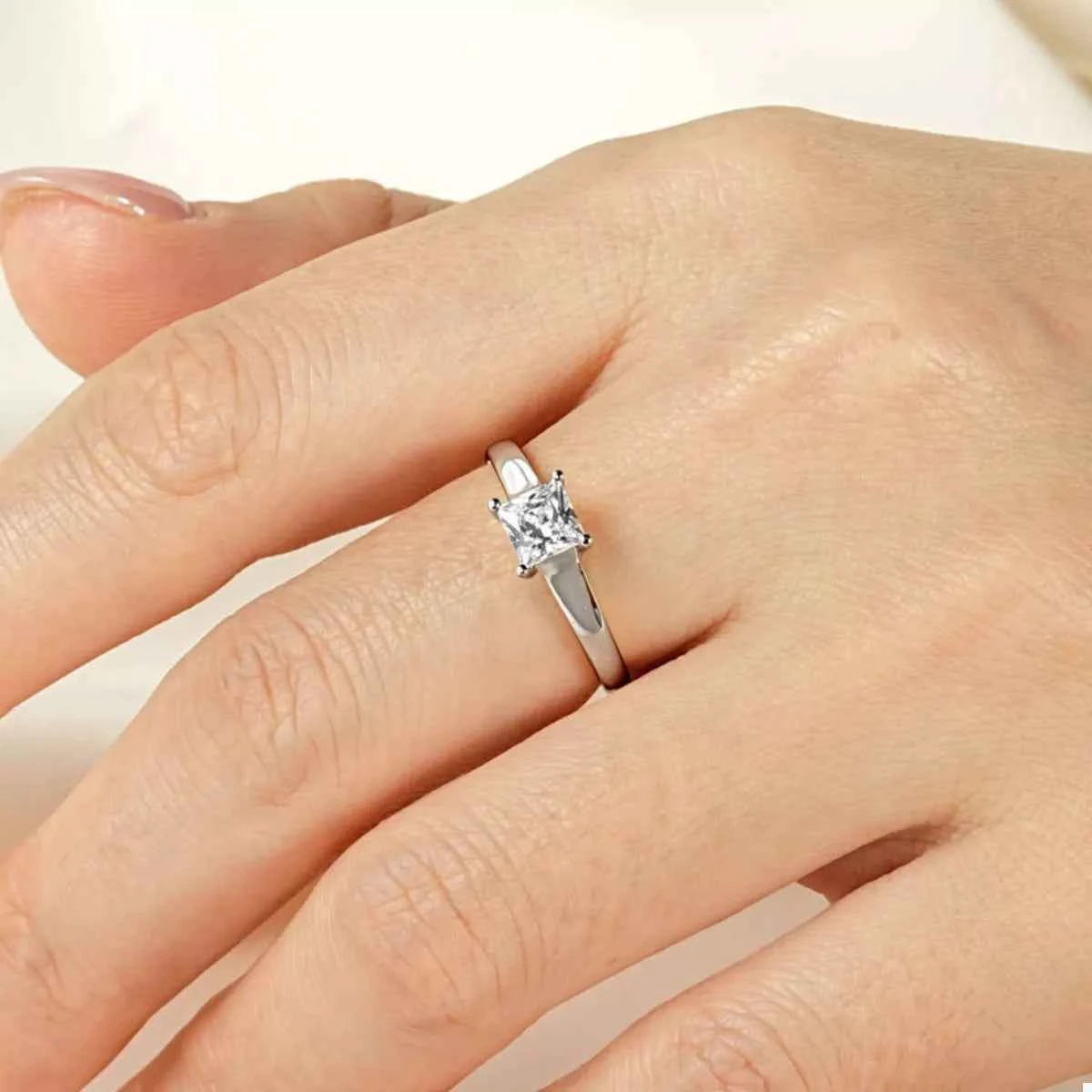 Silver-Plated Minimalist Ring c4486766-4be2-44be-a400-81dce8f25a05-Max-Origin