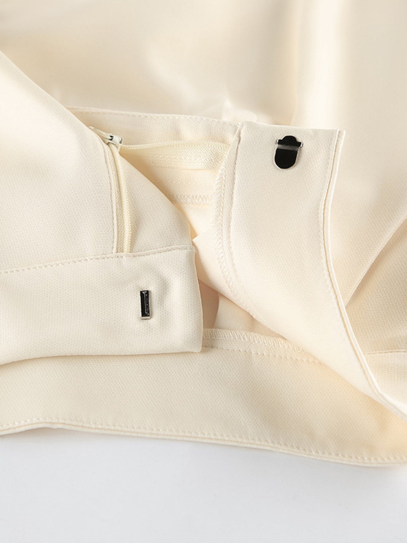 One Button Blazer & Wide Leg Pants Set c448a74f12704e809006a469708f9d8f-Max