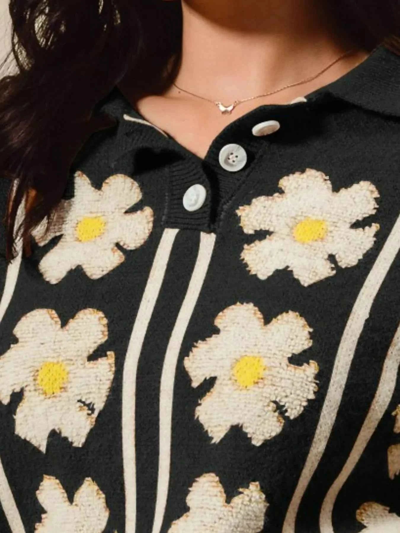 Floral Stripe Polo Collar Sweater c469c104-35c0-40a2-a580-b9b1bd3f1bb3-Max-Origin