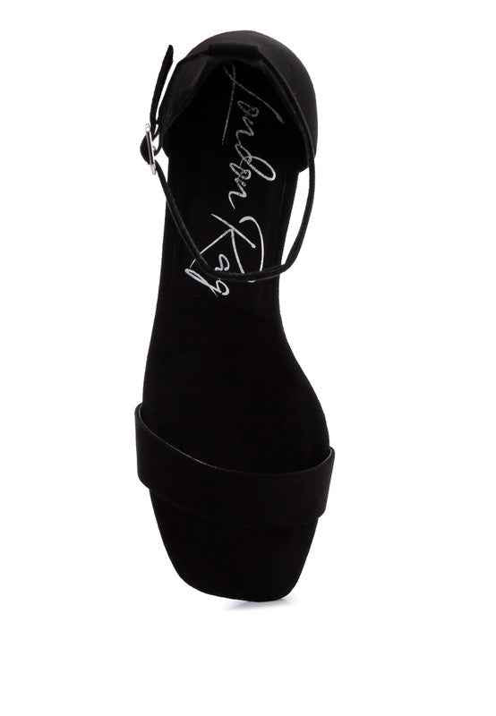 Eshe Block Heel Sandals c46cba39-3a2e-425c-b07d-20b2c77299d1