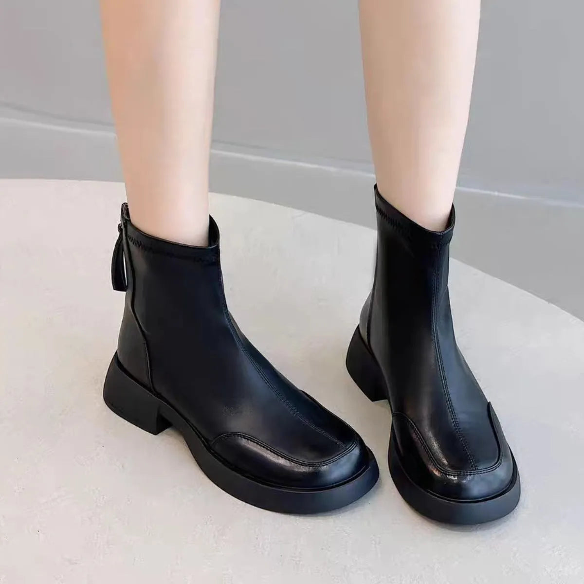 Round Toe Block Heels Boots Black c476b2f1-43f3-4e6b-94d8-390af9aea760-Max-Origin