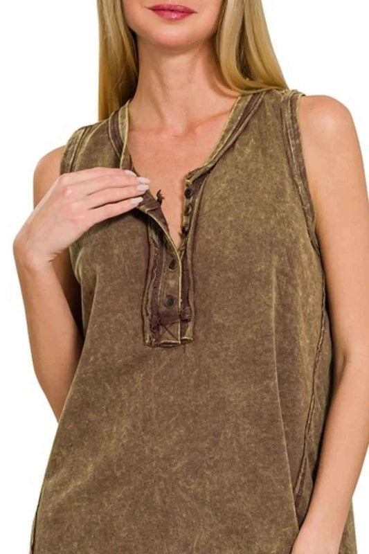 Washed Half-Button Raw Edge Sleeveless Henley Top c47f6554-0ee8-47da-a0e1-013555e9d573-Max-Origin