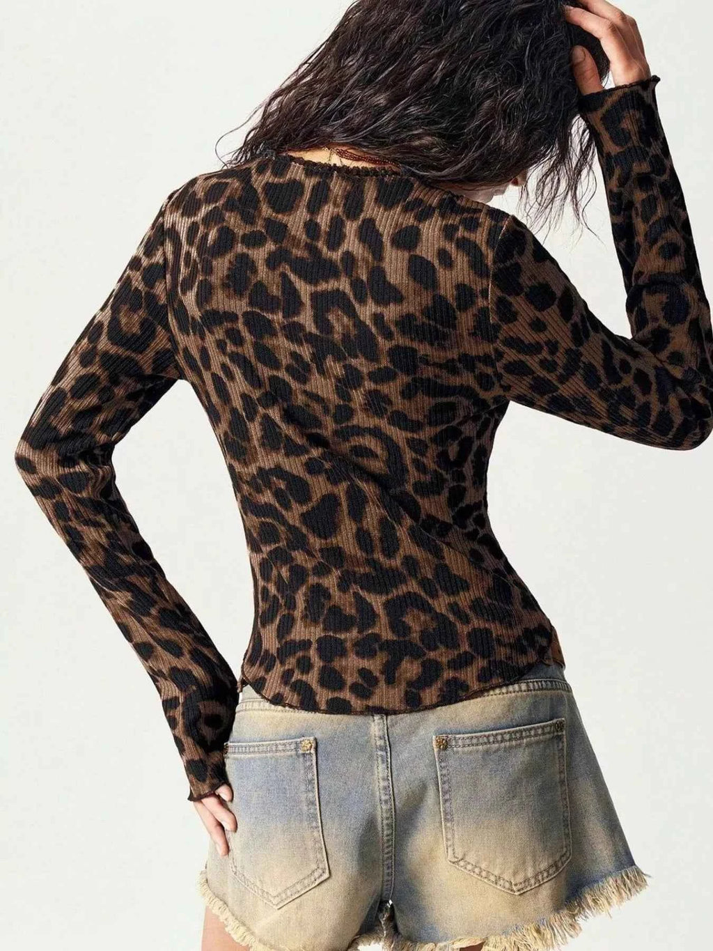 Leopard Print Button-Down Top c4b392f5-b3df-4ec4-8513-73aa50cdac9a-Max-Origin