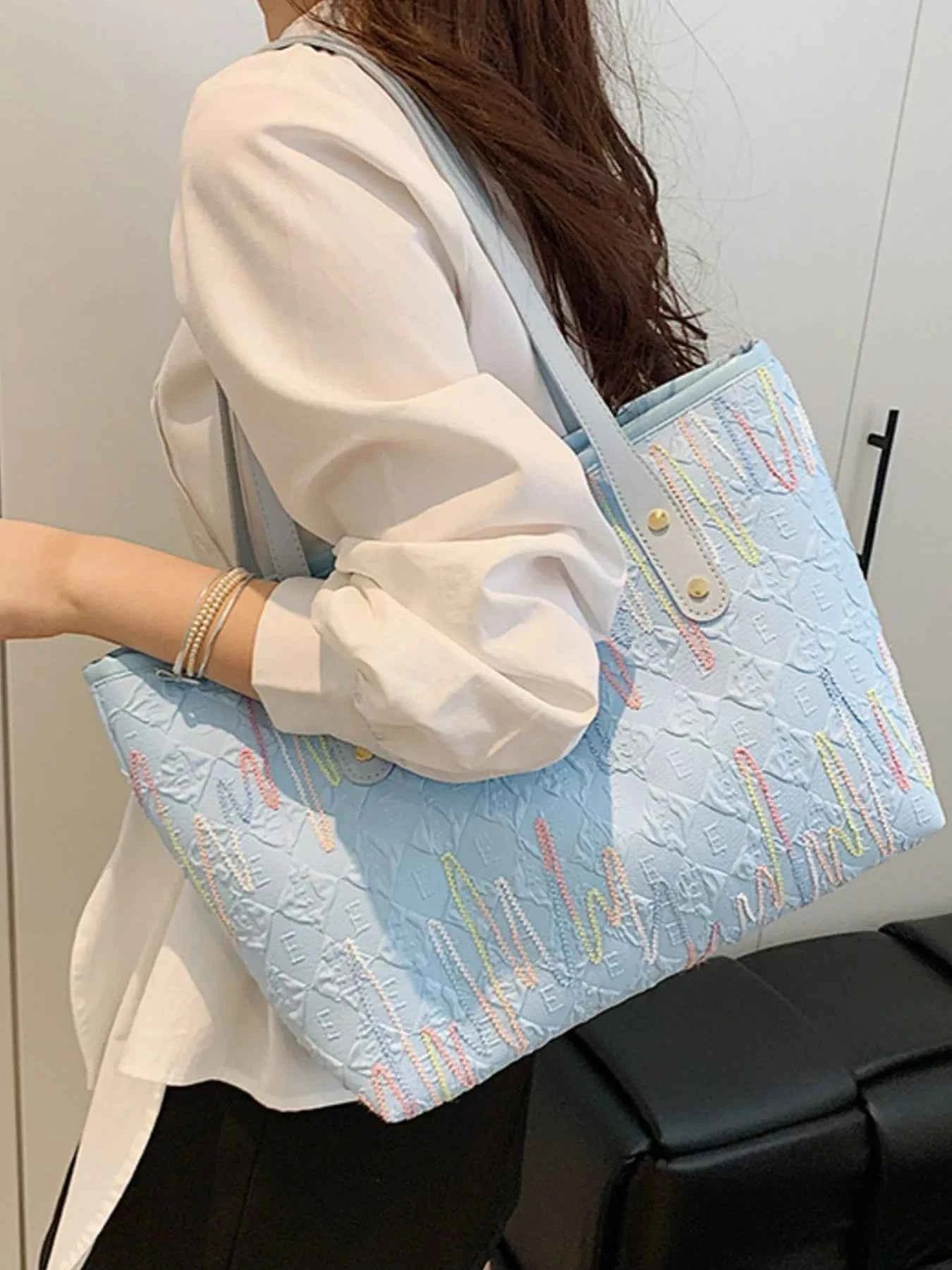 Contrast PU Leather Tote Bag c5c8e204-108a-4548-b15c-0f5045313997-Max-Origin