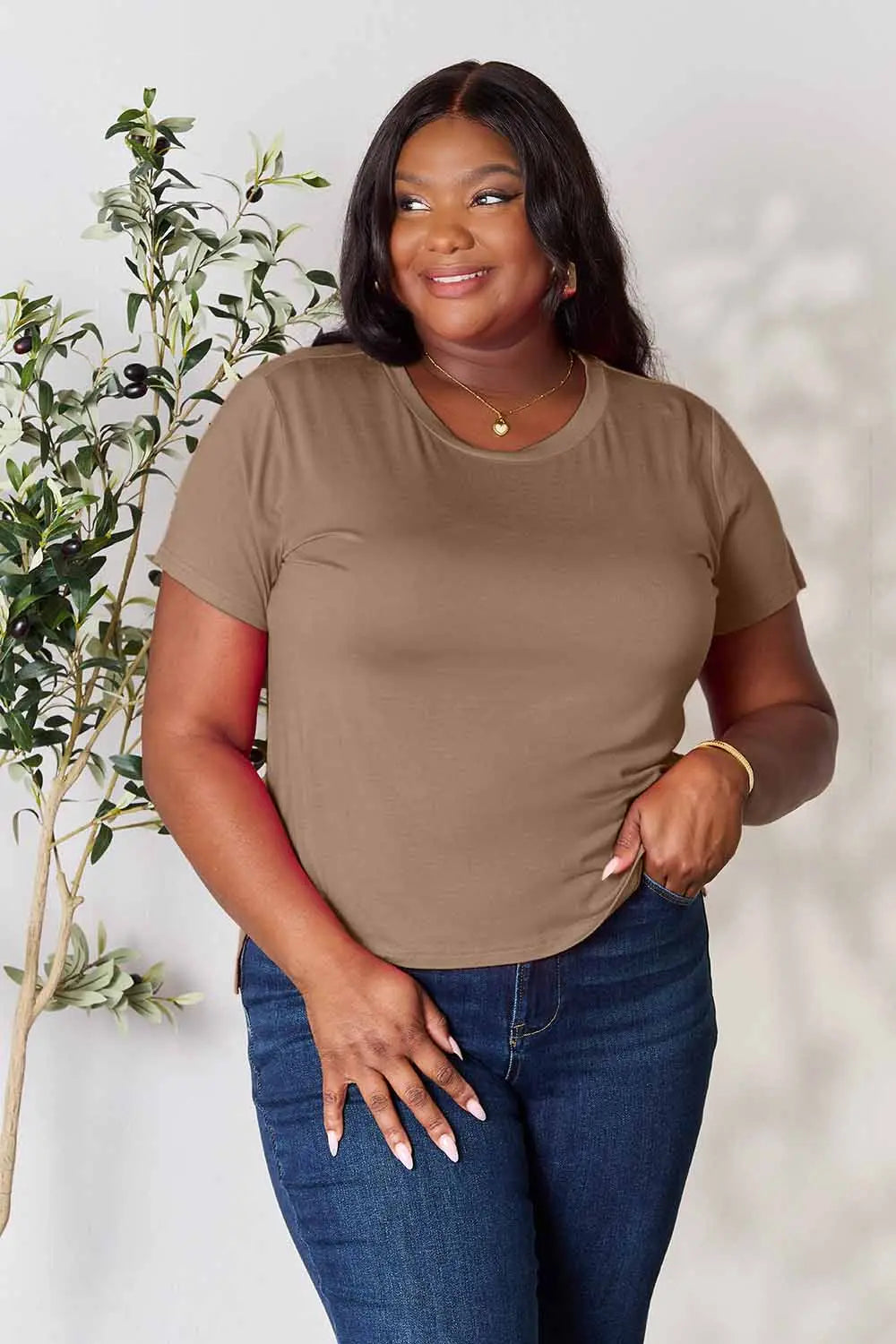 Basic Bae Full Size Round Neck Short Sleeve T-Shirt c5f0940167d648f2b9e19af56c9596f3-Max