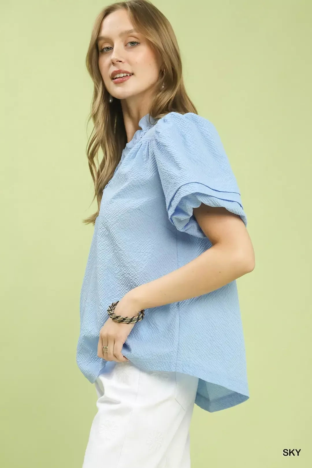 Umgee Textured Scallop Trim Puff Sleeve Blouse c61c5717-b0c0-4396-a0c4-a9efc9e4a0e6-Max-Origin