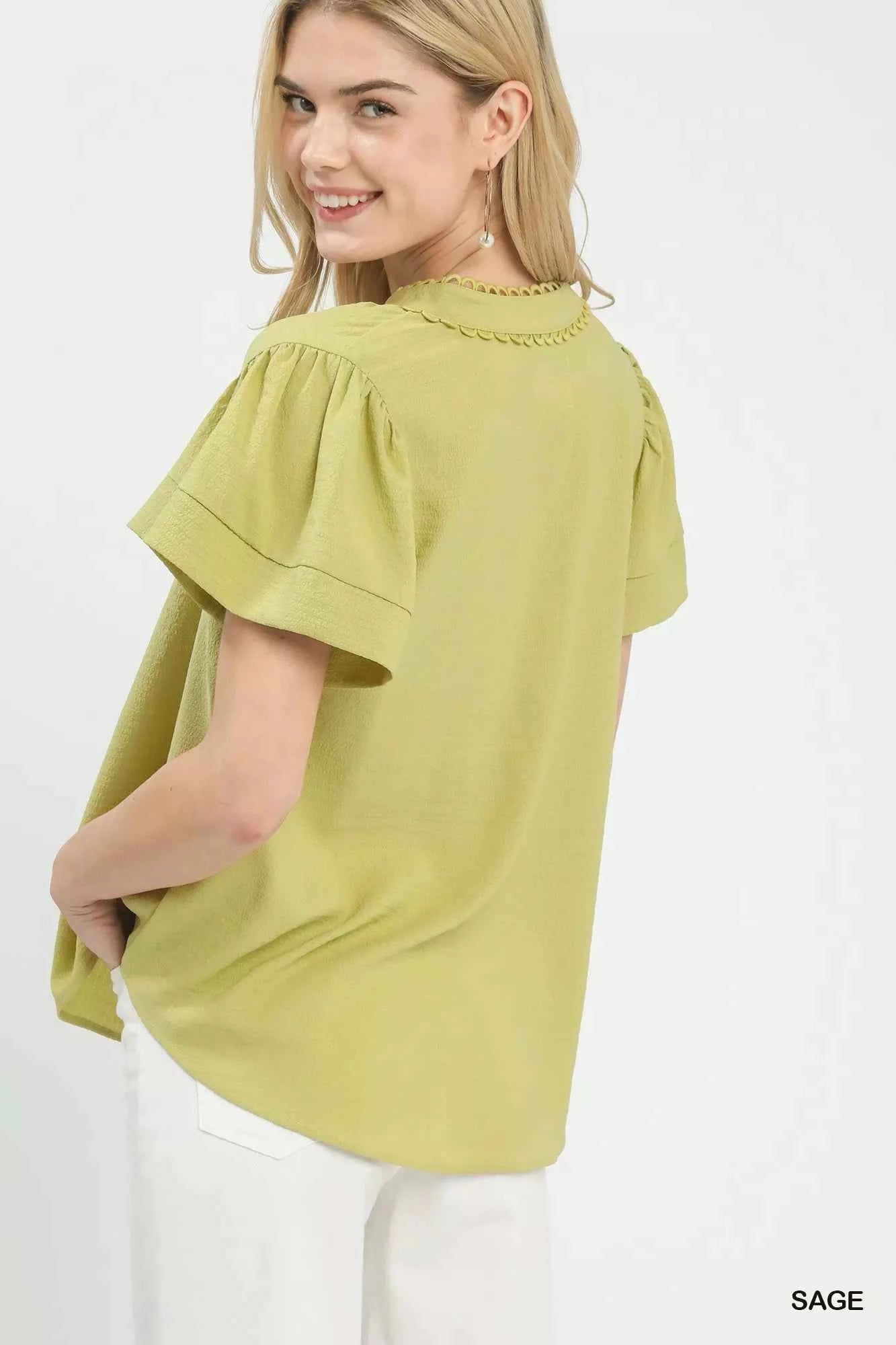 Umgee Seersucker Short Sleeve Top with Lace Trim c6661ef5-2ca3-4e9d-955a-bf7d3a8ecefa-Max-Origin