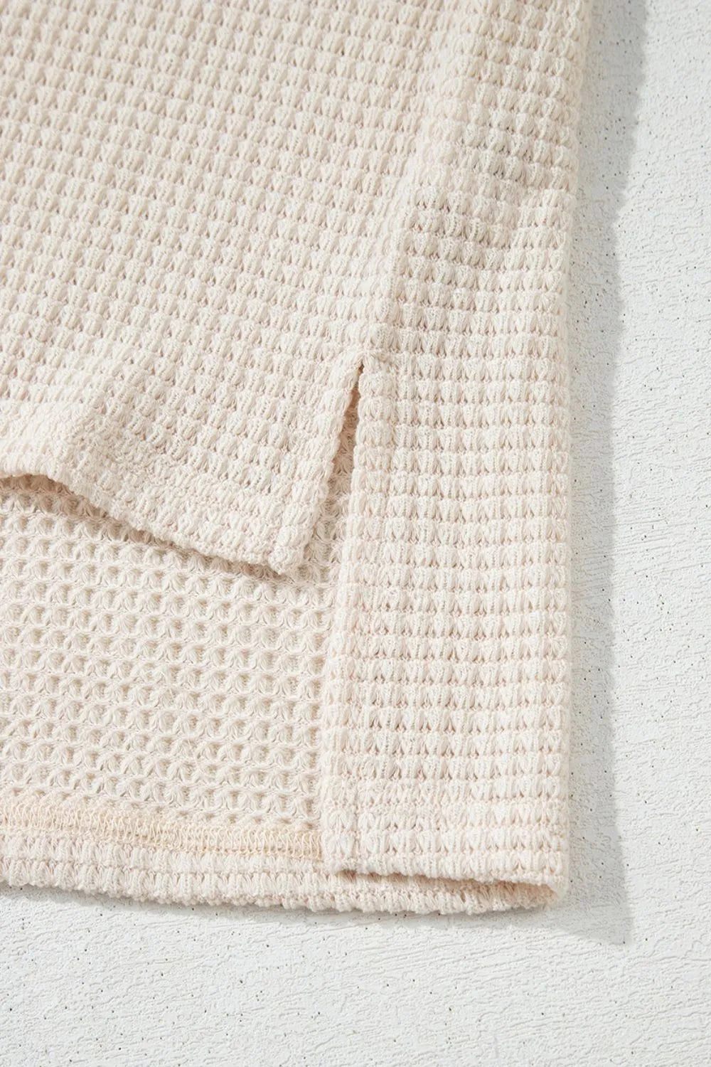 Solid Color Textured Seamed Short Sleeve Top c6860c4f-bd82-4dab-85a5-02b009236299-Max-Origin