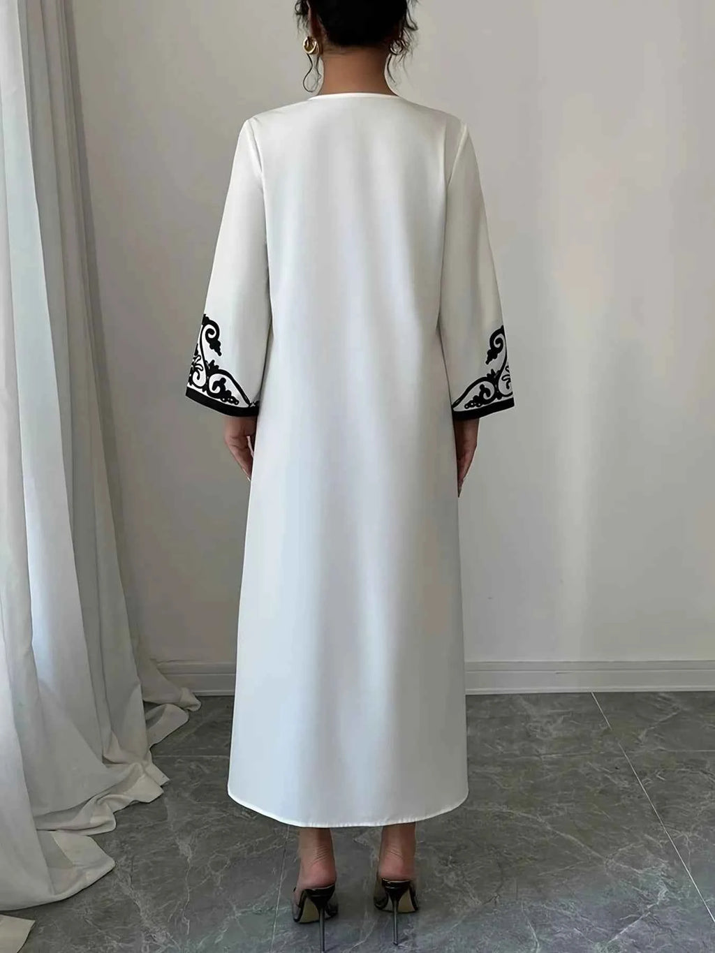 Printed Notched Long Sleeve Midi Dress c69954760d98425f8b17eba9c17fc13d-Max-Origin