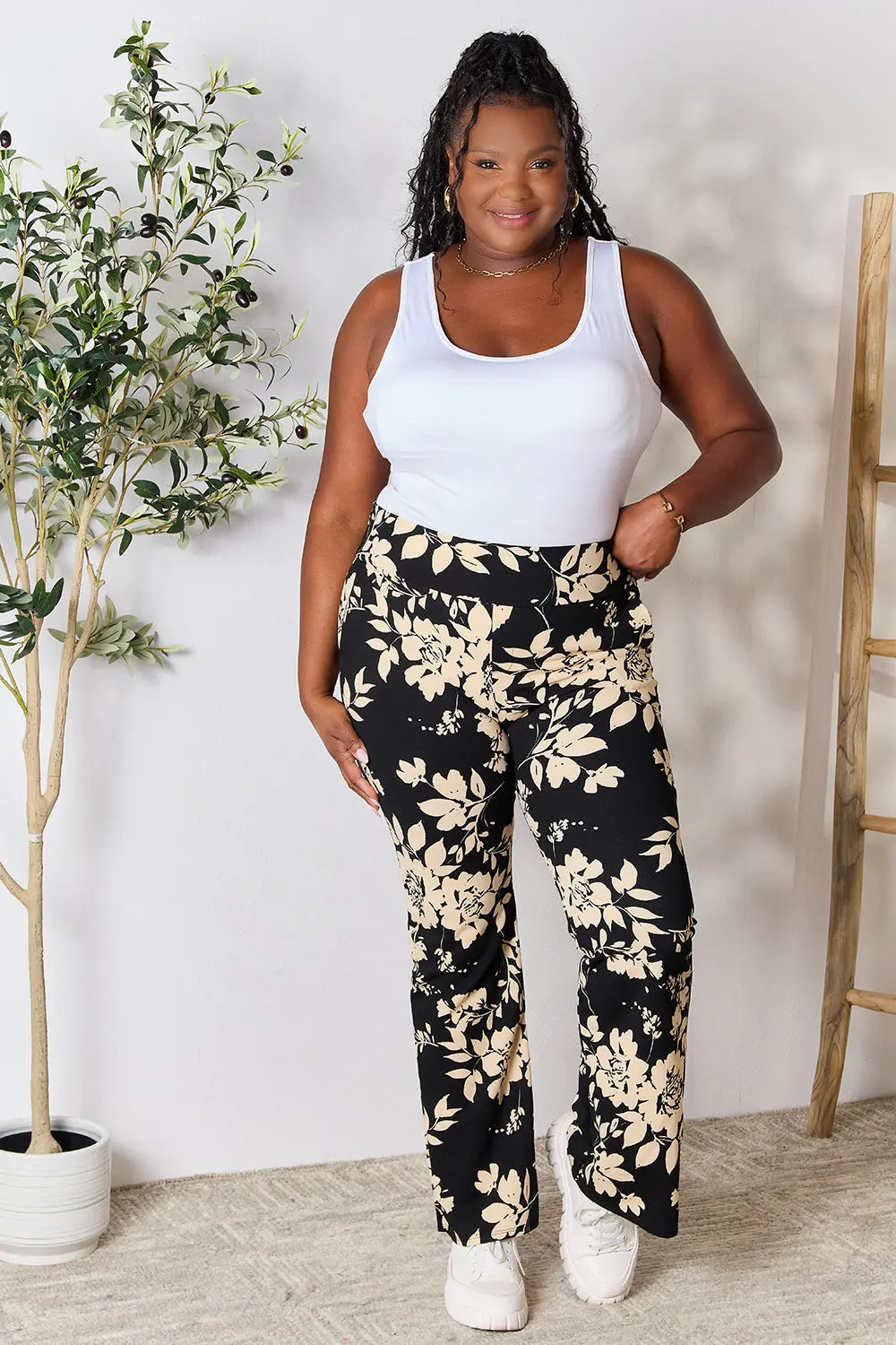 Heimish Full Size High Waist Floral Flare Pants c69bf21fc3794eaf9f8b86688c9014b9-Max