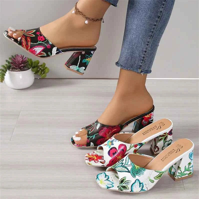 Printed Block Heels Sandals c6a72864-2994-48ae-92a7-6d3ab43ea416-Max-Origin