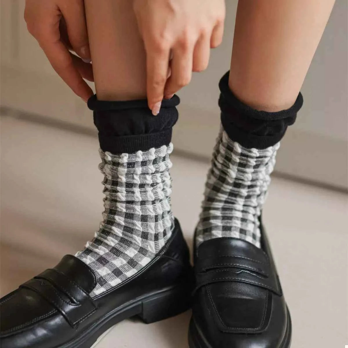 Two-Tone Cotton Knit Crew Socks c6b38a46-13fe-4f22-8d6a-497469aef2fa-Max-Origin