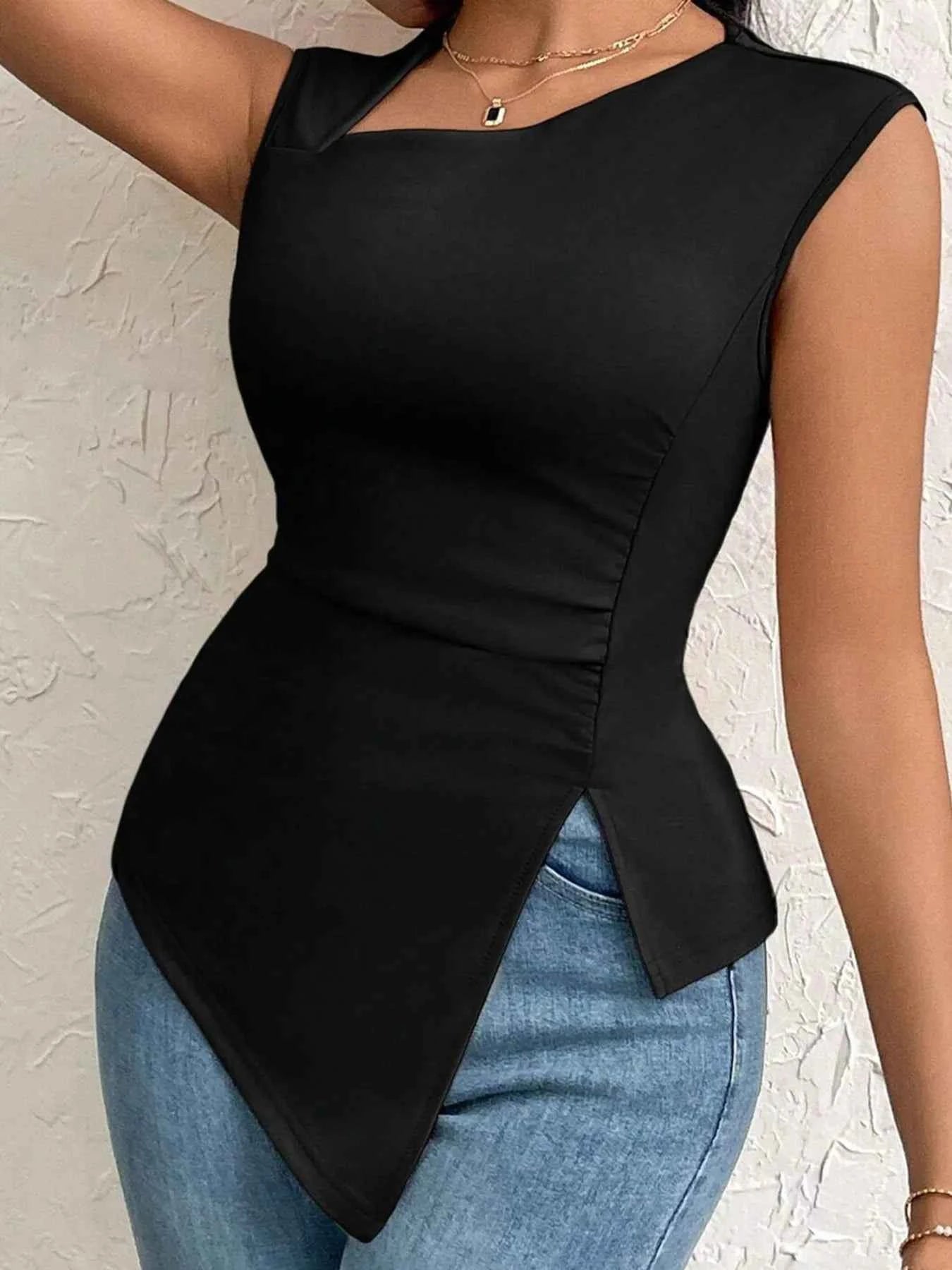 Slit Asymmetrical Tank Top c6e5cec152dd4a0b80e01d1ff48e19d4-Max-Origin
