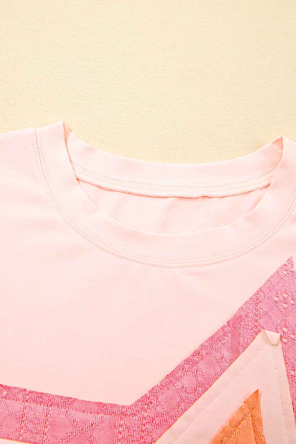 Light Pink Eyelet Colorblock Star Applique Plus Size T Shirt c73d7340f635b1b4