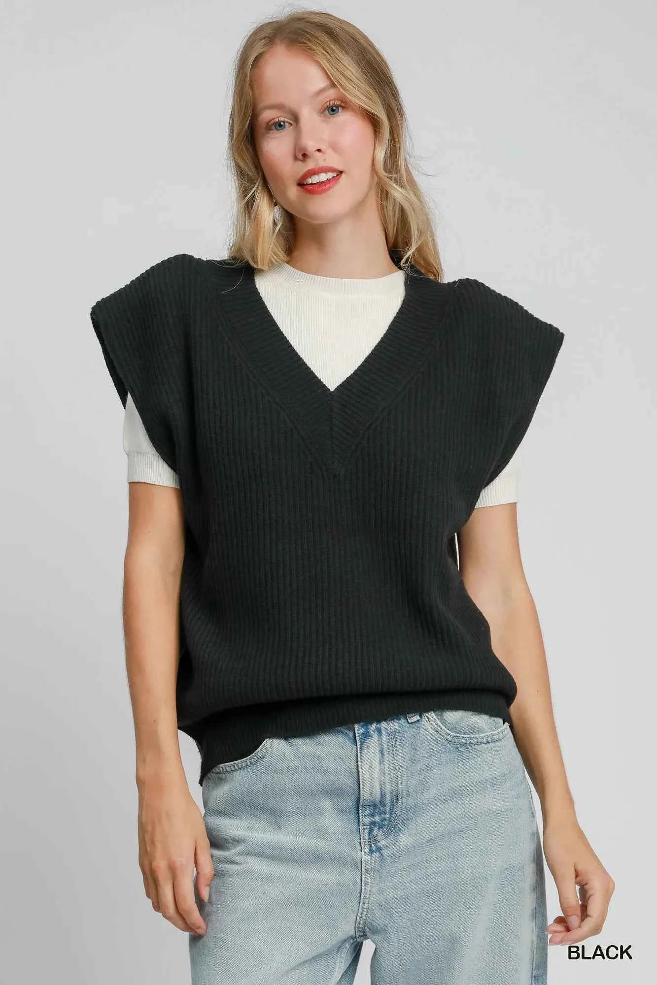 Umgee Oversized V Neck Vest Black c7684930-0cf0-4ffb-b7fd-874a8bb1b20b-Max-Origin