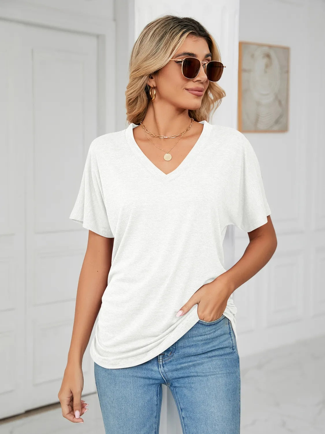 V-Neck Short Sleeve T-Shirt c7a0a6e3-ad11-4aaa-98e9-7f5979a54bf5-Max-Origin