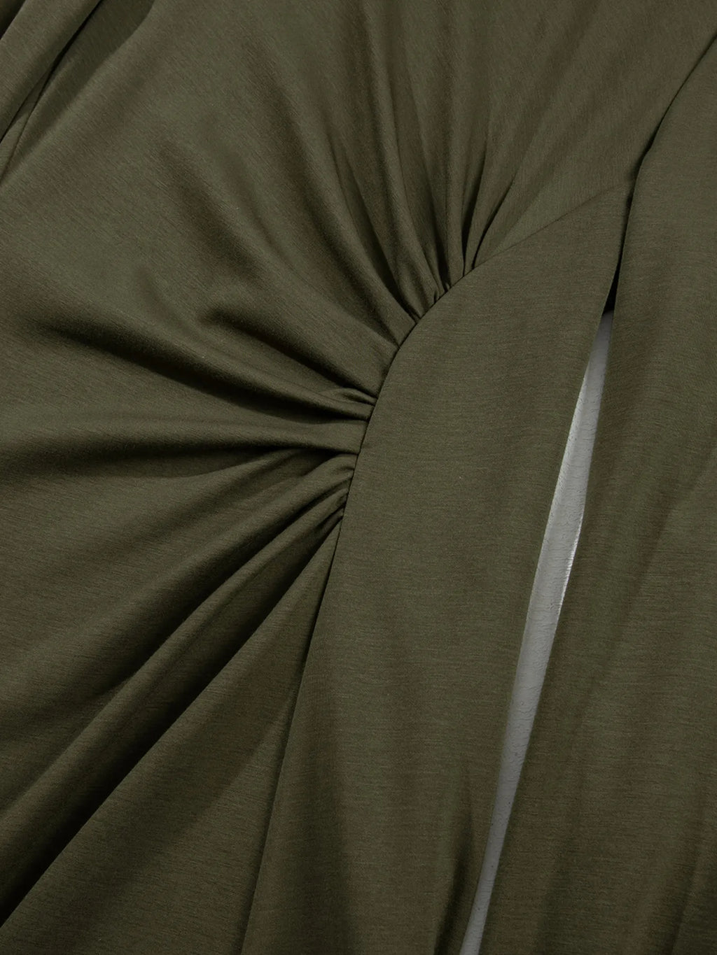 Solid Color Ruched Detail Long Sleeve Midi Dress c8400e6c39d643c68c3f0b7e96b77274-Max-Origin