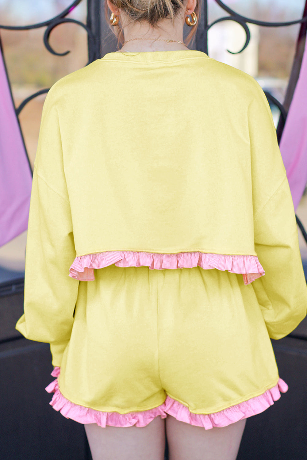 Yellow Ruffle Striped Hem Patchwork Pullover Top and Shorts Plus Size Set c8563d7e837e5499