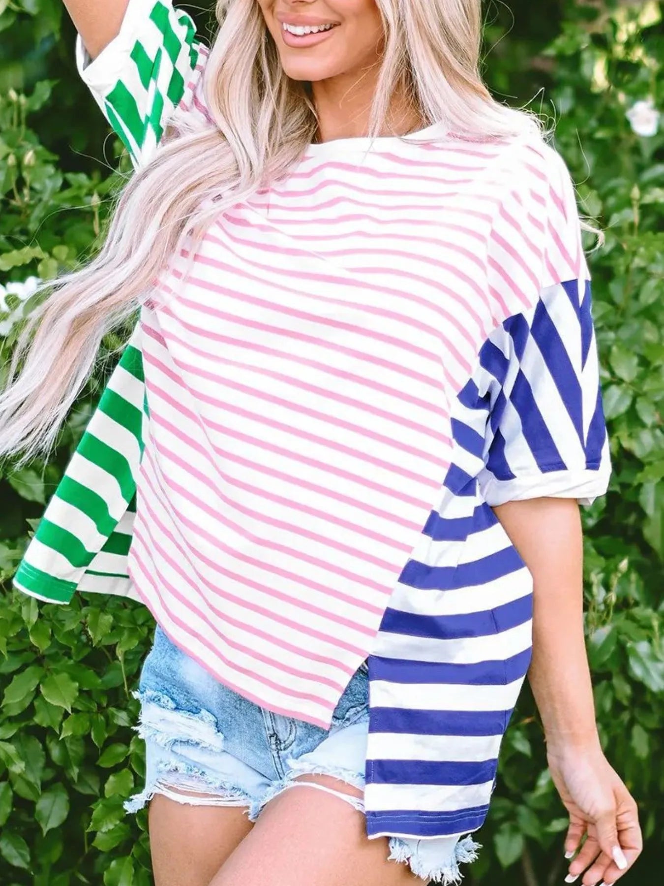 Colorful Striped Oversized T-Shirt c92e95e3-3d30-4b9a-af44-3c12c7cf2f8e-Max-Origin