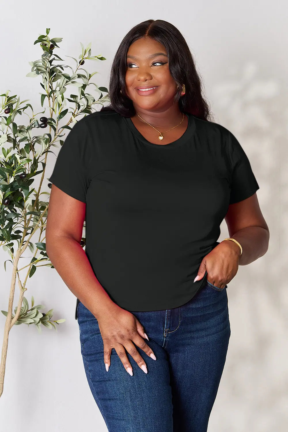 Basic Bae Full Size Round Neck Short Sleeve T-Shirt Plus Size c956196cb0a943be811c467bc70eaa94-Max