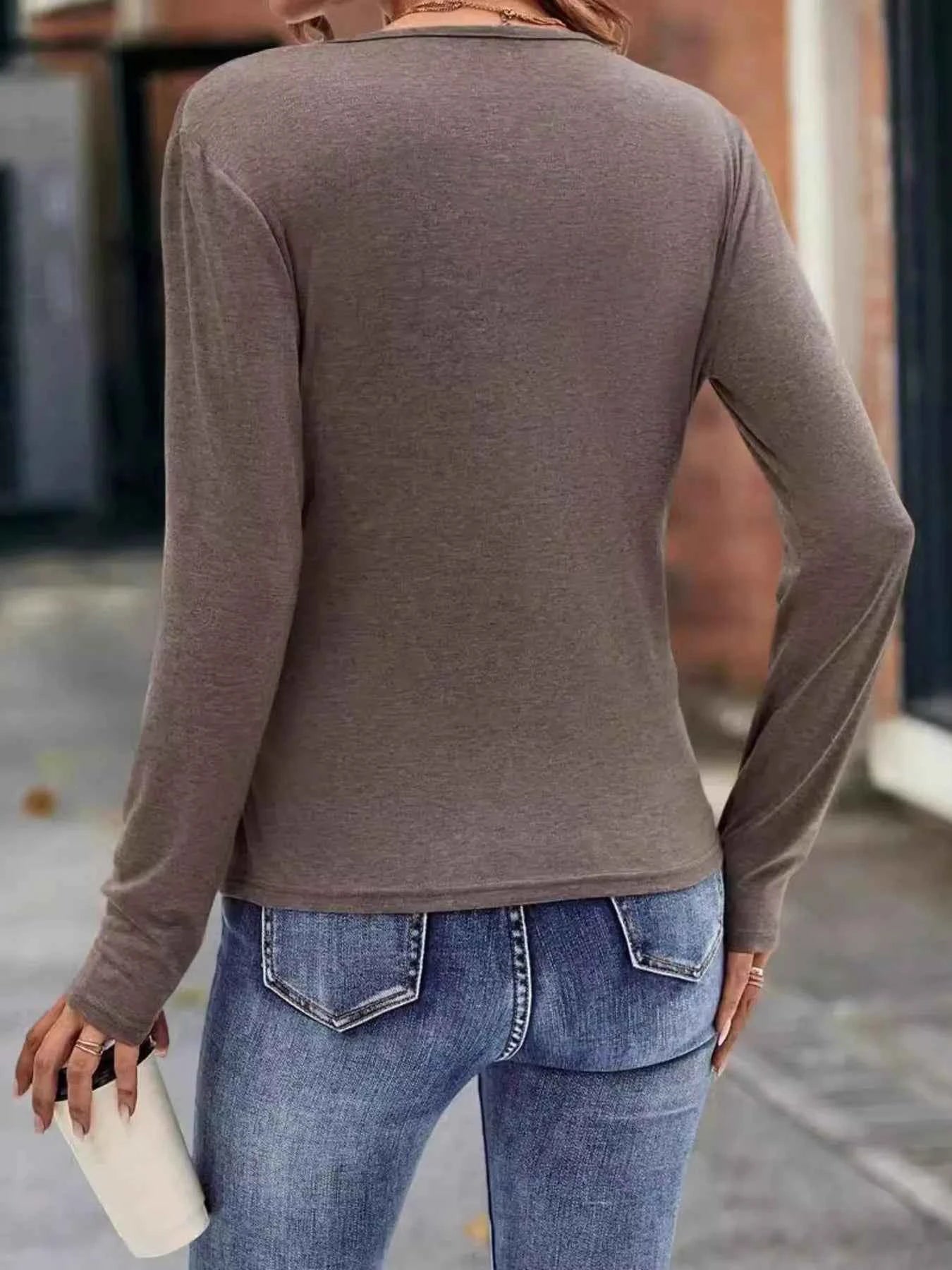 Ruched Surplice Long Sleeve T-Shirt c9ea64ac98e24860b182effb48f76169-Max-Origin