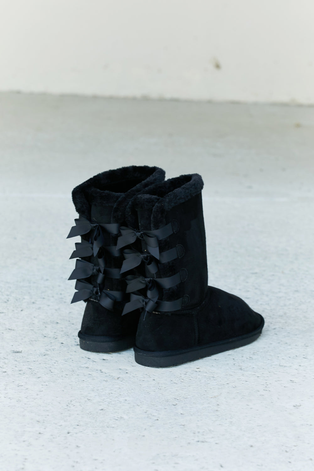 Bow Detail Faux Suede Leather Snow Boots c9fb308b57f64cb895bb91e3aadb7b8e-Max