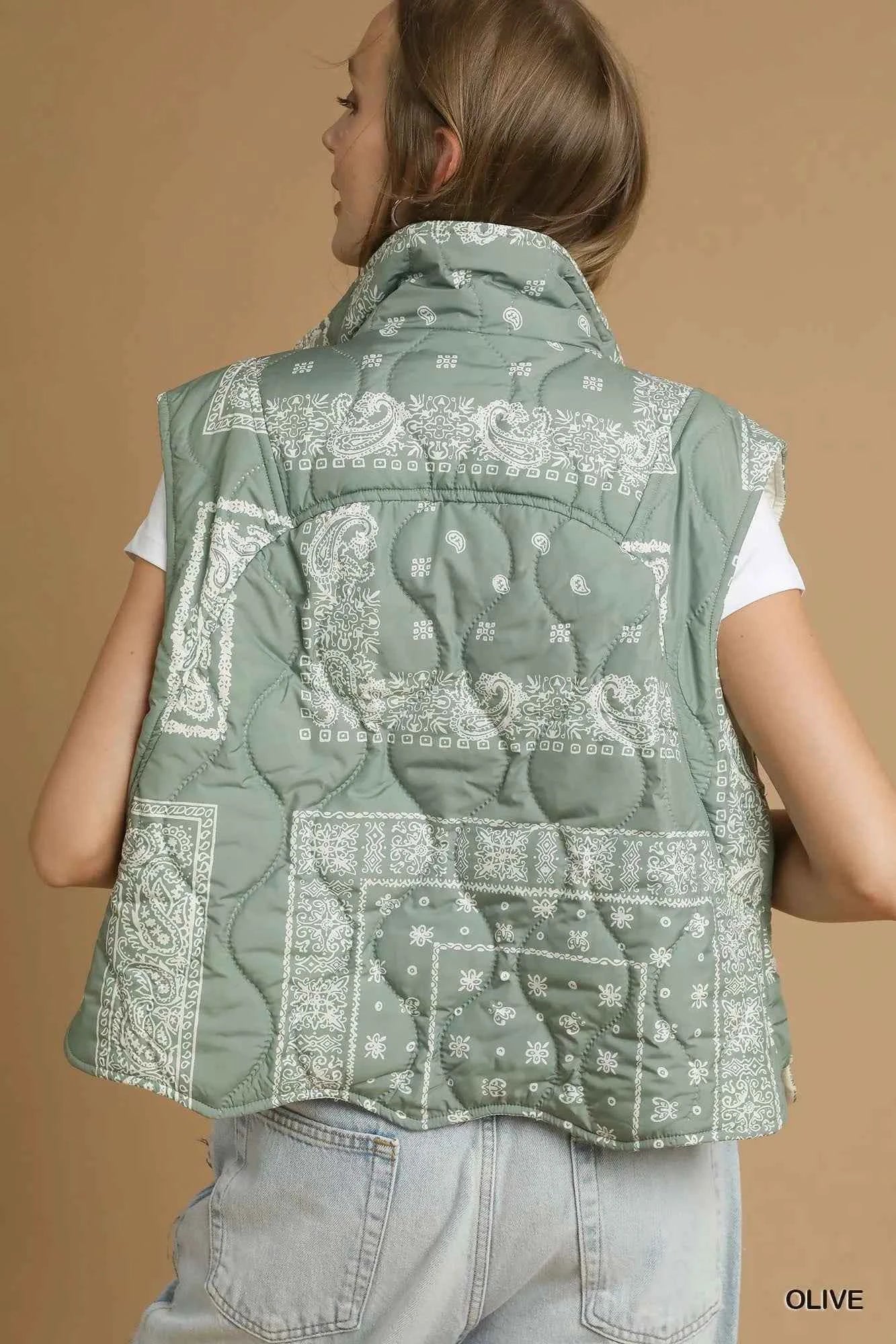 Umgee Bandana Print Quilted Puffer Vest ca149cbc-bfdb-4d58-8d6c-5dbd059ad75d-Max-Origin