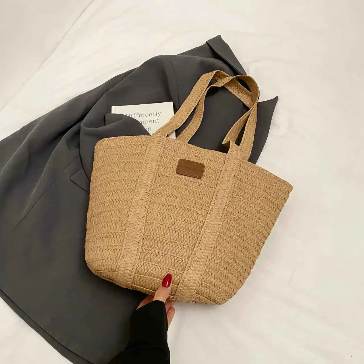 Woven Straw Beach Tote Bag Khaki onesize ca89eabefc474f71ae0f1aeac08ccf83-Max-Origin