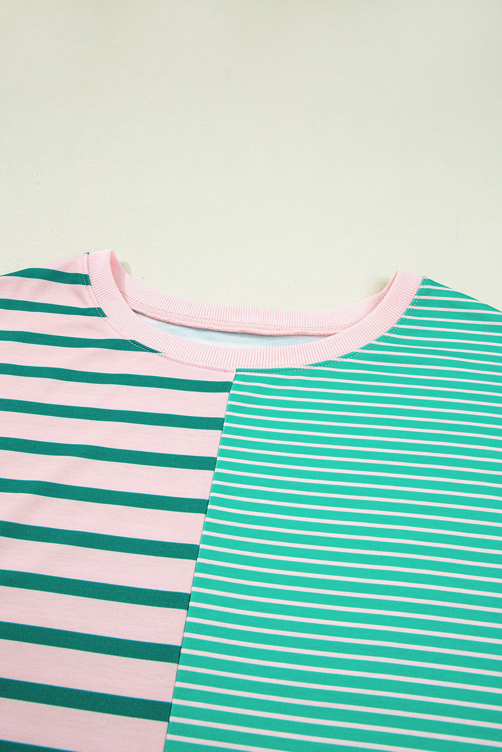 Green Stripe Colorblock Patchwork Side Slit Plus Size Sweatshirt caa5b98941b7d107