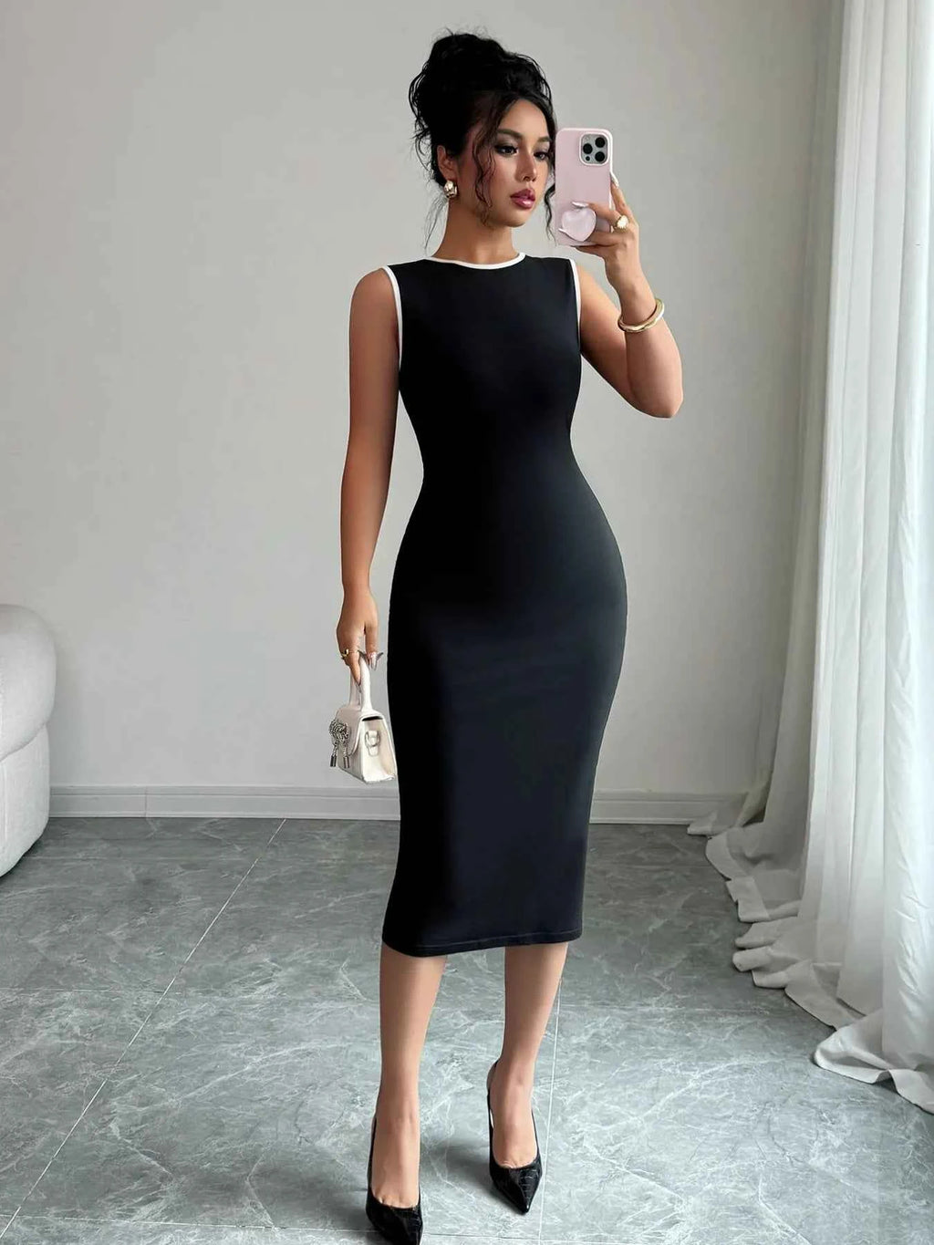 Contrast Bow Back Sleeveless Midi Dress caaeb0d4-8c14-458e-9079-508178f0a724-Max-Origin