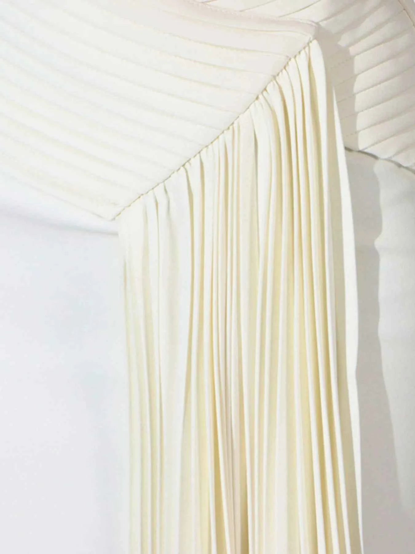 Single Shoulder Pleated Dress cada115c-60a7-472b-bb8a-c779a9a926ac-Max-Origin