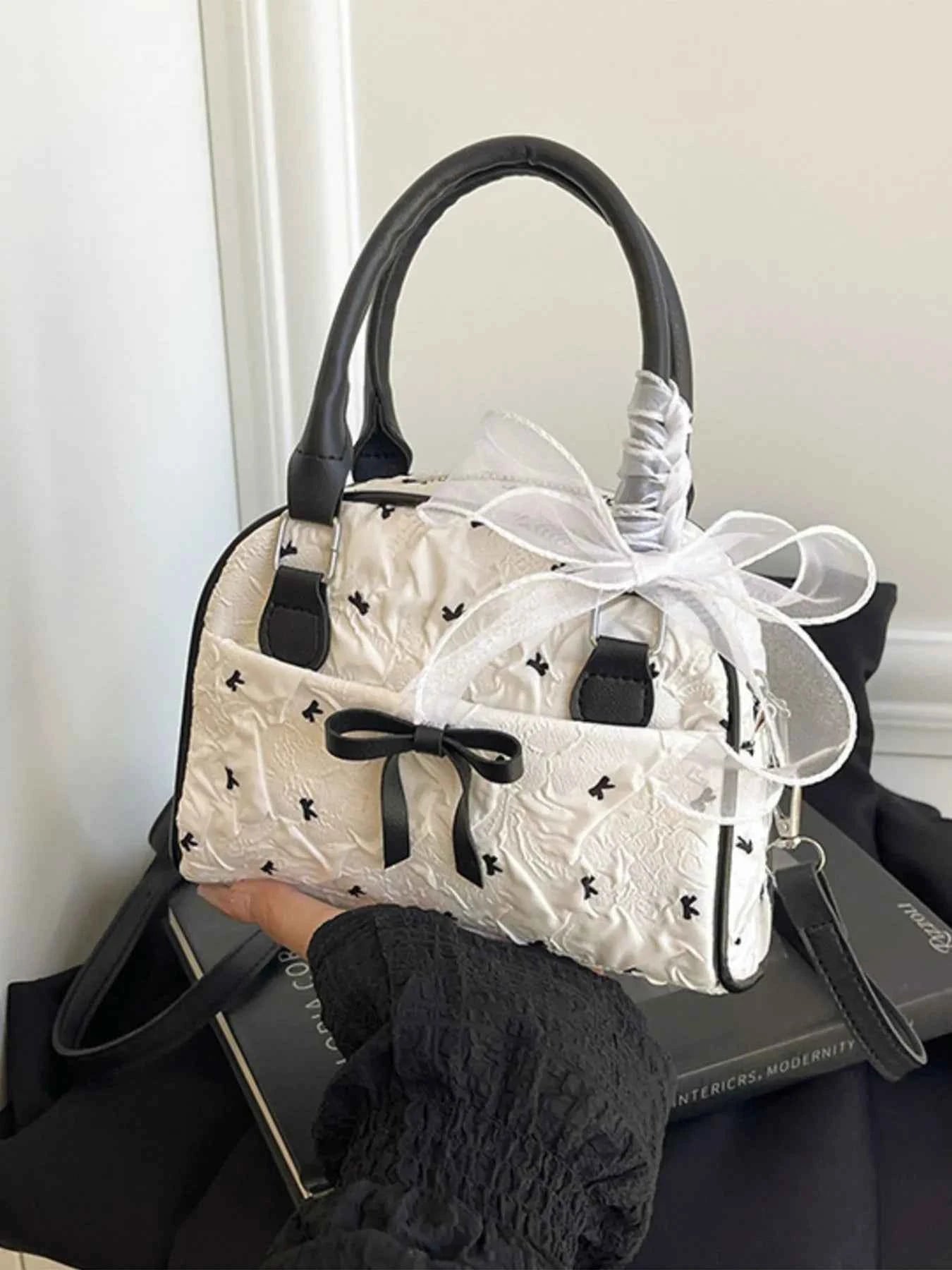 Ruched Bow Crossbody Bag cb0c2965-6bb9-48cf-916b-c33803c81f74-Max-Origin