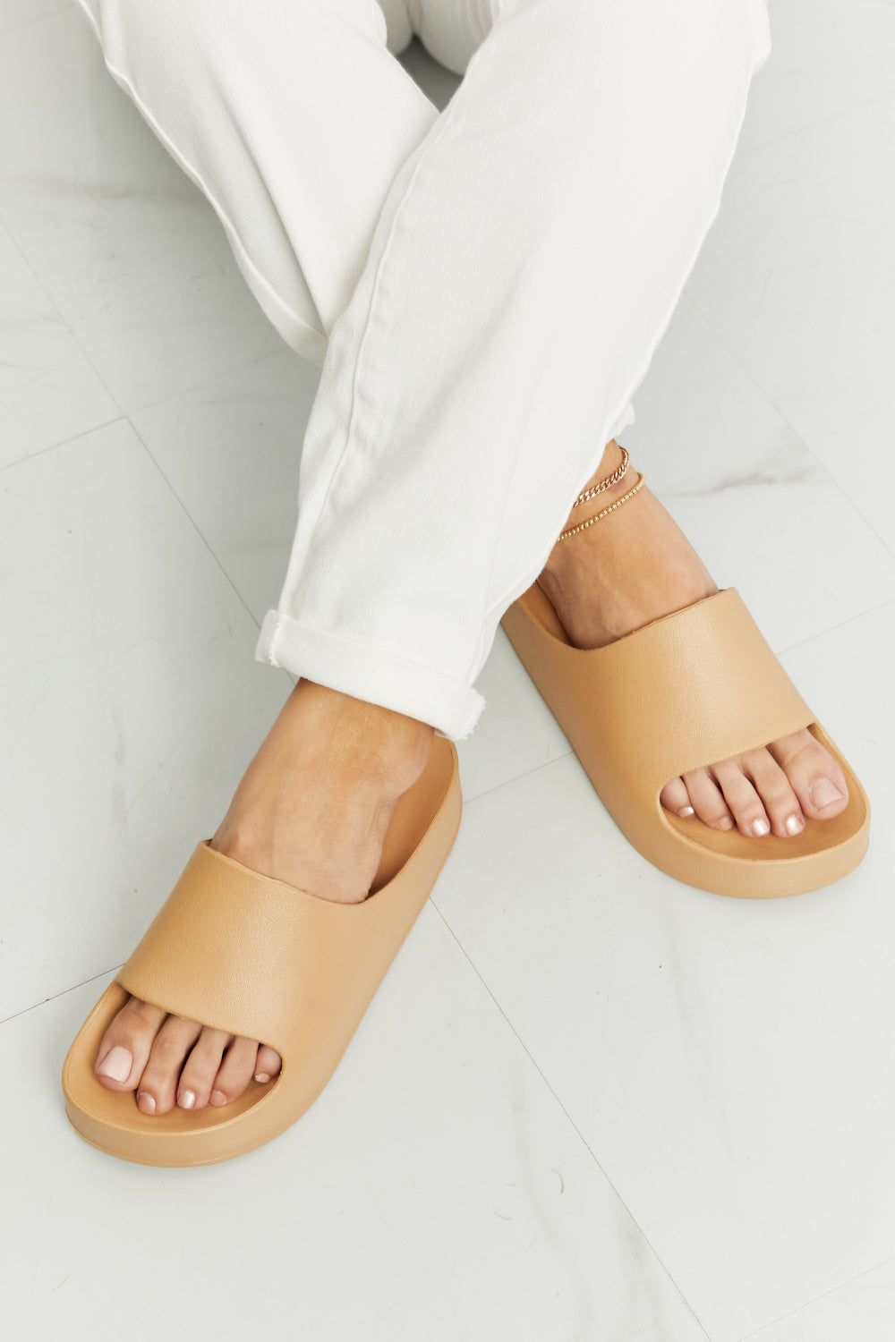 WILD DIVA Summer Feels Platform Slide Khaki cb37e91de56649d8a4e8ff5c51eb27c3-Max