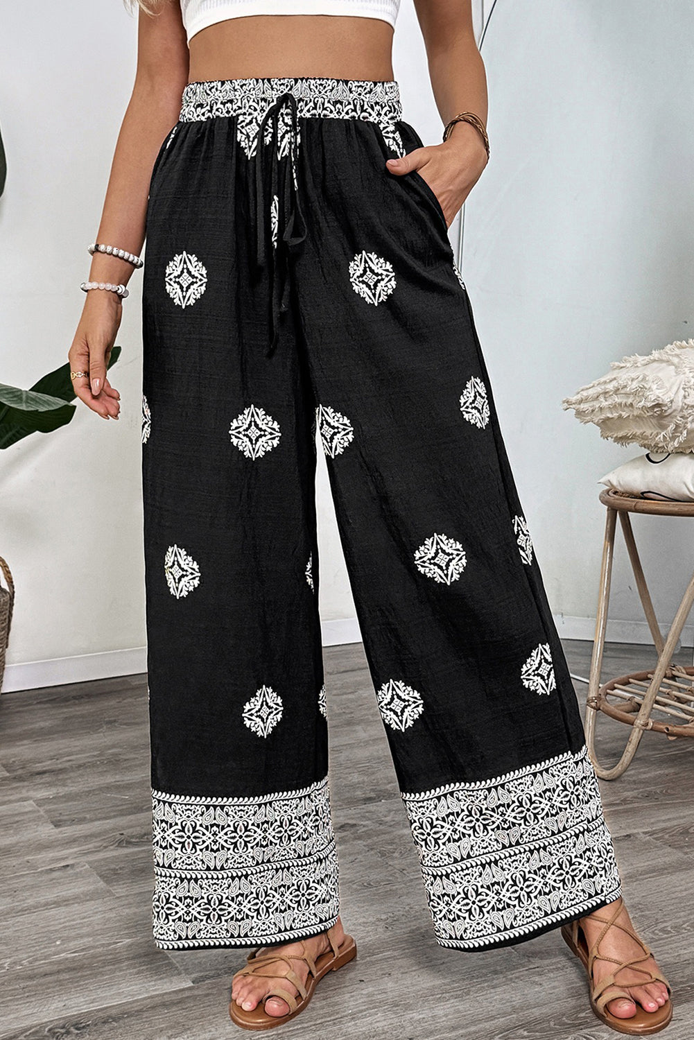 Black Abstract Print Drawstring Waist Wide Leg Pants Black cb42a38c0e385915
