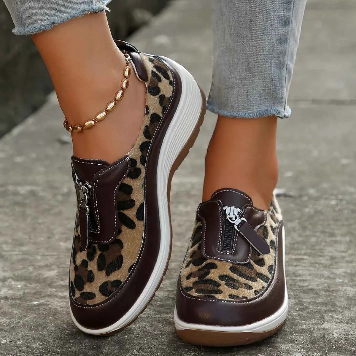 Round Toe Platform Wedge Sneakers with Zip Leopard Print cb4ad06028e241d8ad384ab1f65c581b-Max-Origin