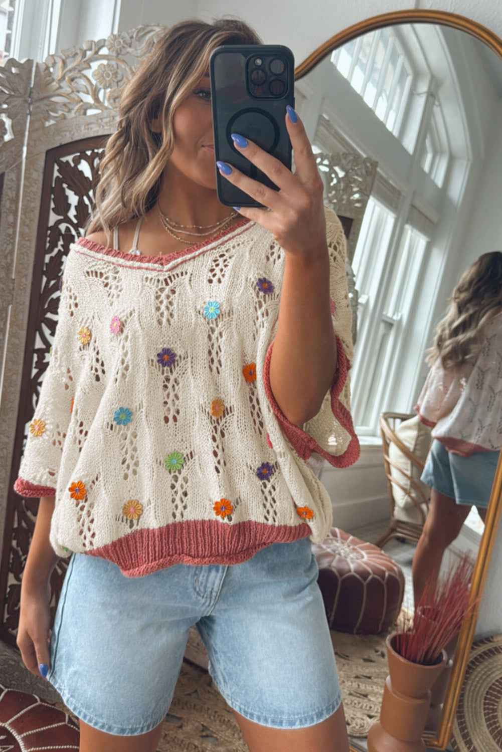 Delicacy Flowers Colorblock Edge Hollow Crochet Knit Top cb535db80506f2c8